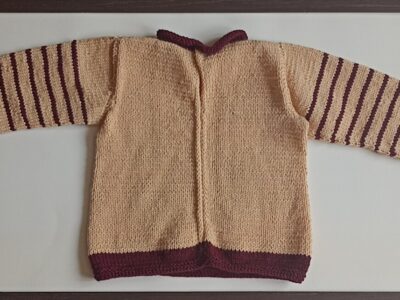 Продам детскую вязаную кофту